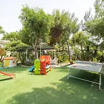 2 Bedroom Gorgeous In