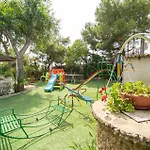 2 Bedroom Gorgeous In *