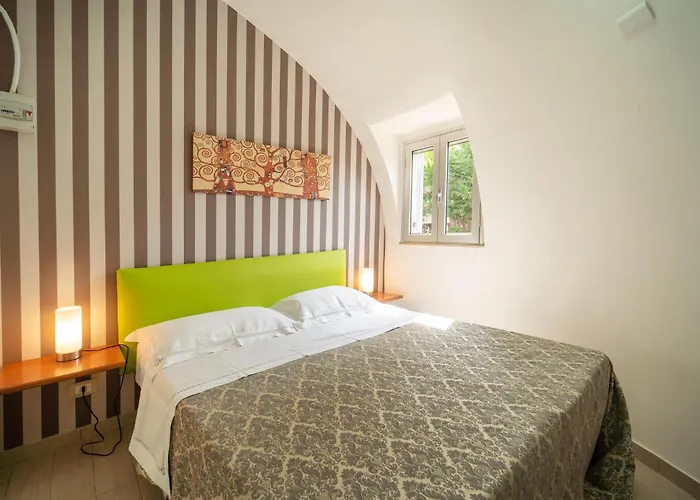 2 Bedroom Gorgeous In Holiday home